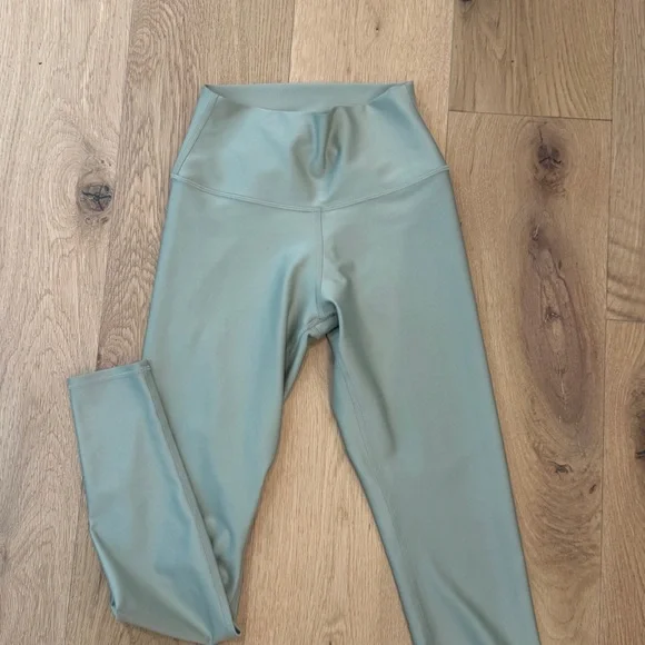 Alo Yoga Airlift High-Waist 7/8 Legging - Cosmic Light Green size small - Picture 6 of 9